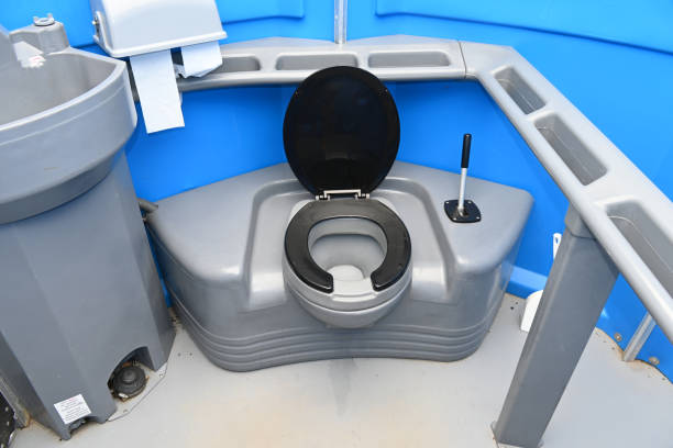 Best Portable restroom trailer rental  in Lucedale, MS